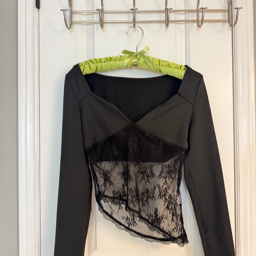 Black Lace Long Sleeve Top